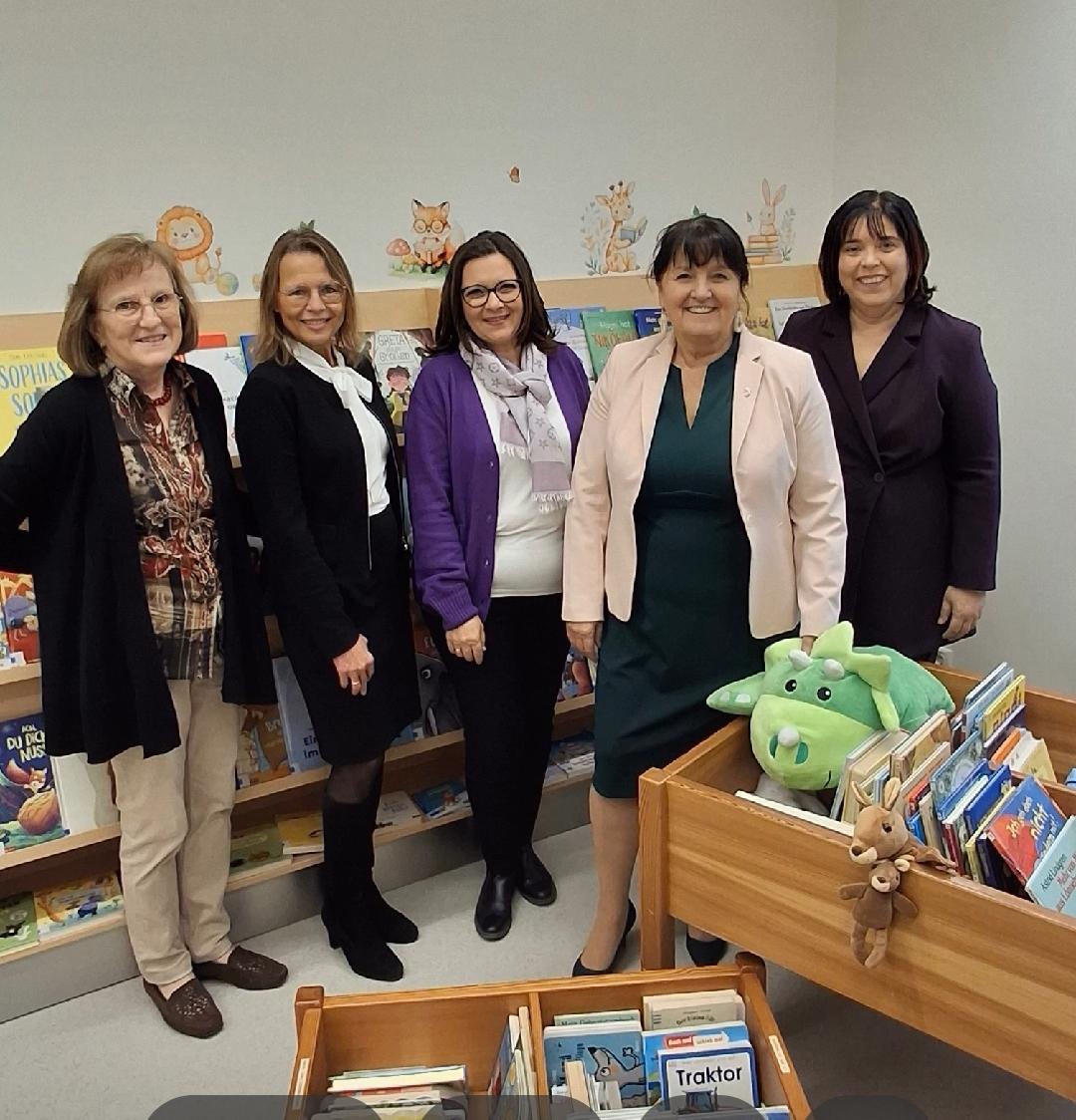 Eröffnung Bücherei